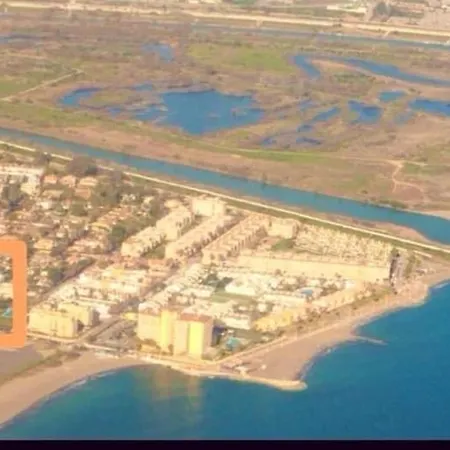 Espectacular Junto Al Mar, Con Piscina En Apartment