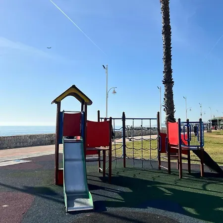 Espectacular Junto Al Mar, Con Piscina En