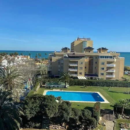 Apartment Espectacular Junto Al Mar, Con Piscina En Malaga